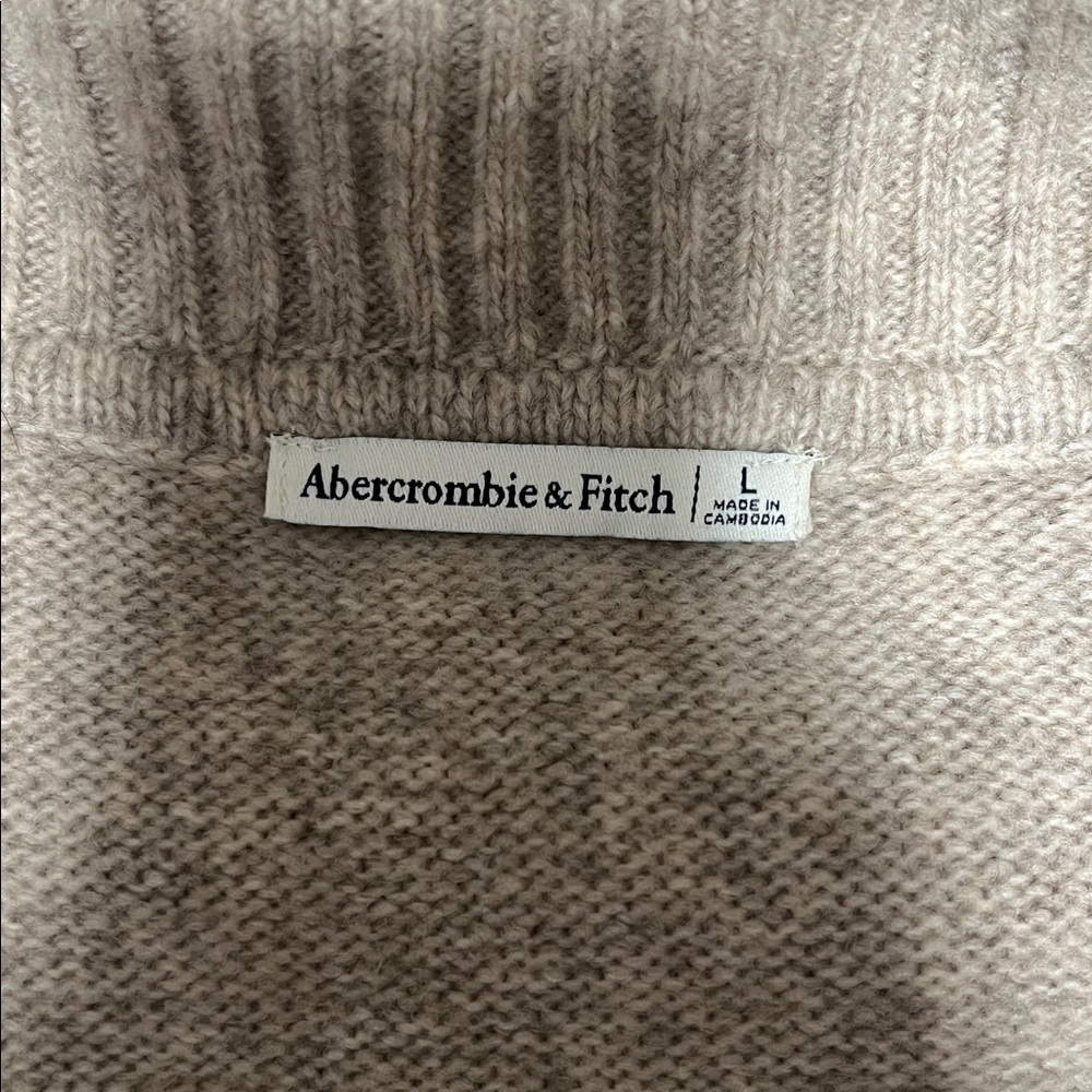 Abercrombie & Fitch Off-Shoulder Taupe Sweater - Picture 4 of 4